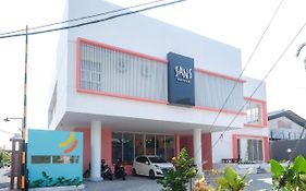 Sans Hotel Aurum Majapahit Semarang